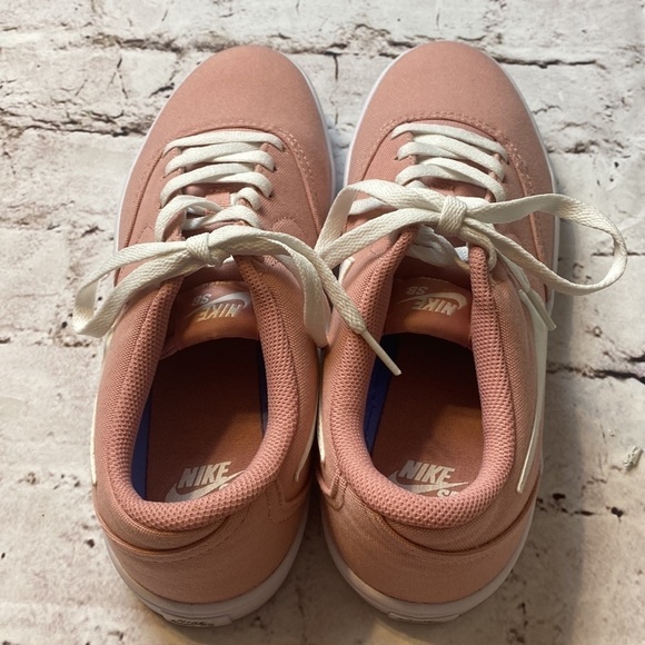 Nike Women’s SB Chron 2 Canvas sneakers Arctic Orange/White Sz 11 US - Picture 2 of 7